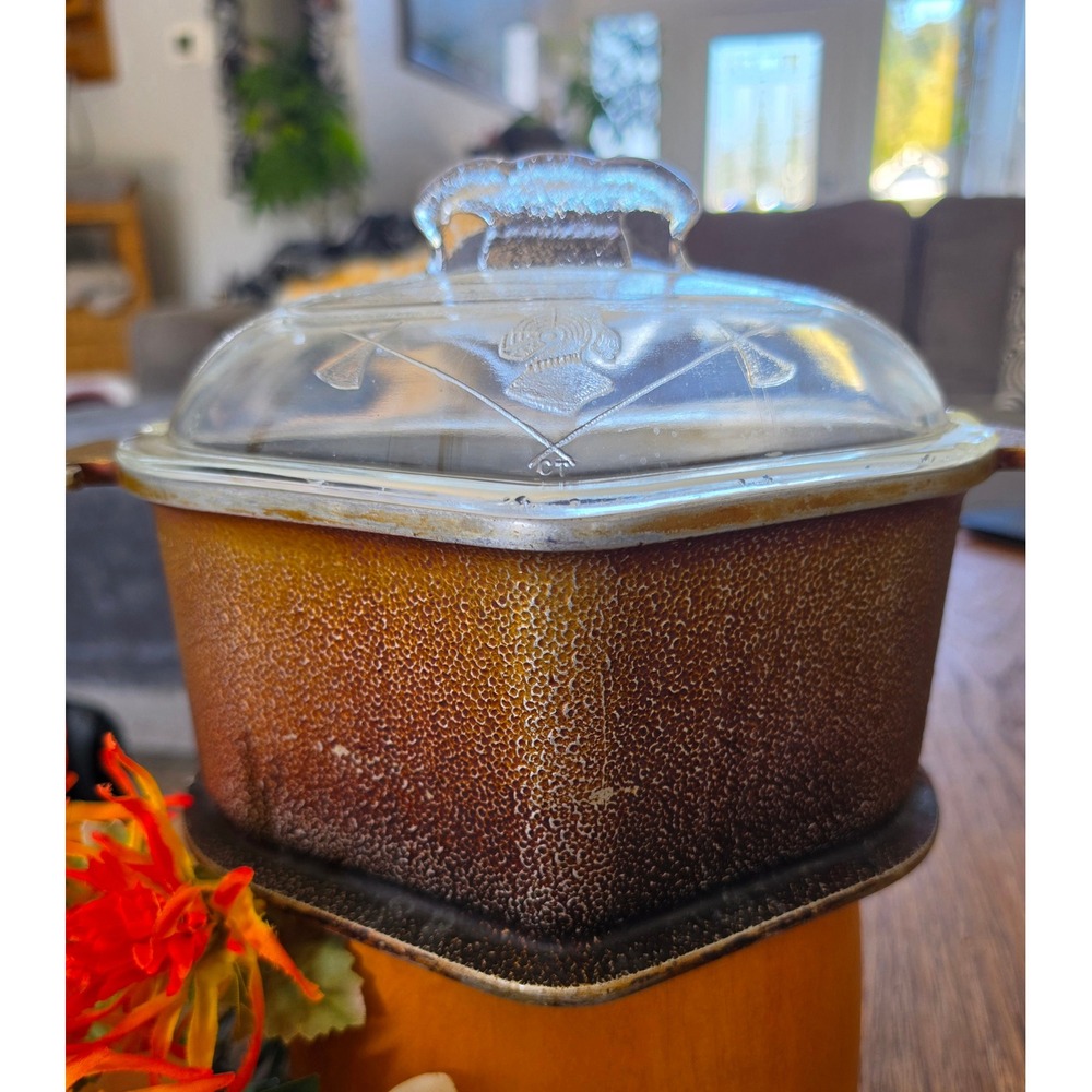 Vintage Guardian Service Hammered Aluminum Triangle Pot with Original Glass Lid
